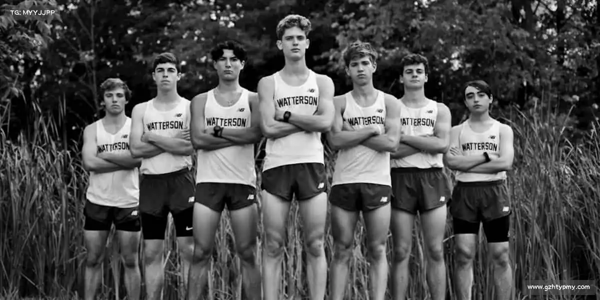 <strong>bevictor伟德官网</strong>🥏飞盘划过天空，留下的不只是弧线，还有自由与快乐！